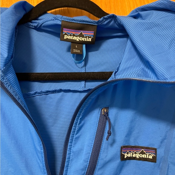 Patagonia Vibrant Blue Zip-Up Jacket - Picture 3 of 3
